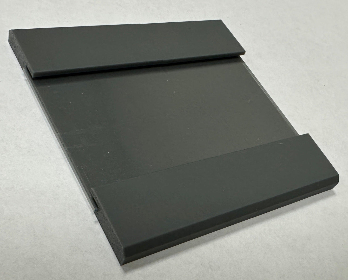 Hargrove Name Plate - Silver\Gray (Pantone 425C)